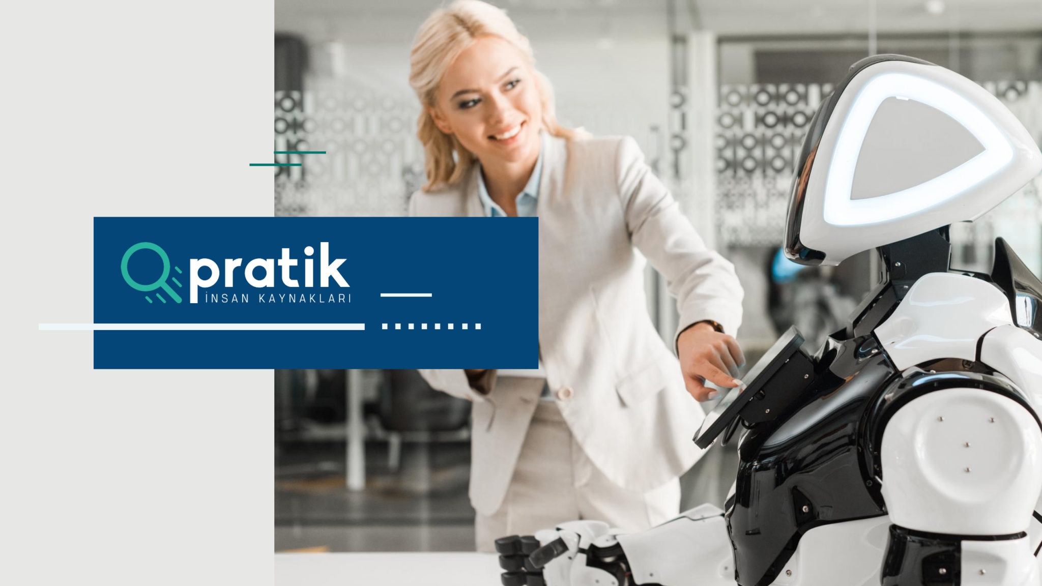 yapay zekalı robota dokunan insan kaynakları profesyoneli